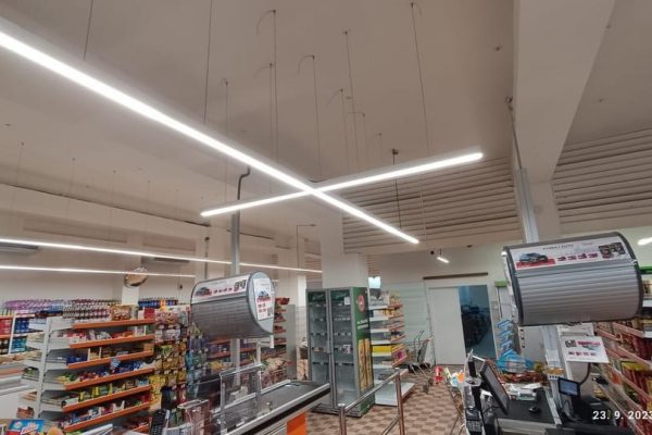 Referencie Involt - Rekonštrukcia elektroinštalácie predajne, výmena klasického osvetlenia za úsporné LED panely, zhotovenie elektrických rozvodov pre chladiarenské zariadenia, zapojenie dvoch nových rozvodných skríň.